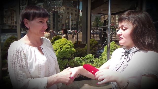 Ірма Крат нагородила нагородою від МВС Галину Однорог