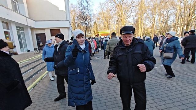 С 23 февраля!