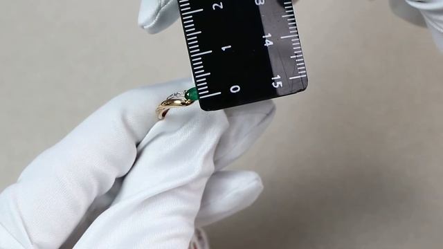 Золотое кольцо АЛЬКОР с бриллиантом и изумрудом 13688-101