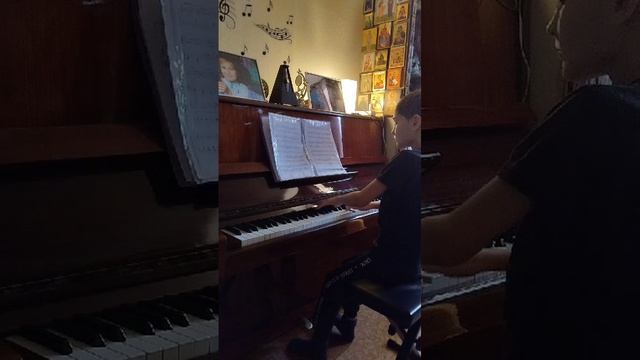 1000029677.mp4
