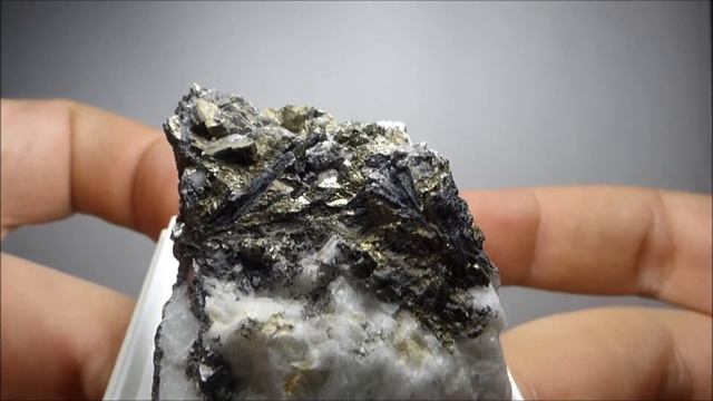 L+62 - Jamesonite and Arsenopyrite - Carles - Asturias - España