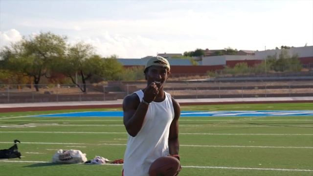 NFL COACH TEACHES ME SECRETS THAT'LL GET ME ON A TEAM! (PRIVATE TRAINING SESSION)