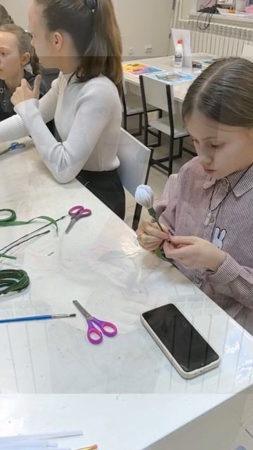 мастер класс Лилия из синельной проволки