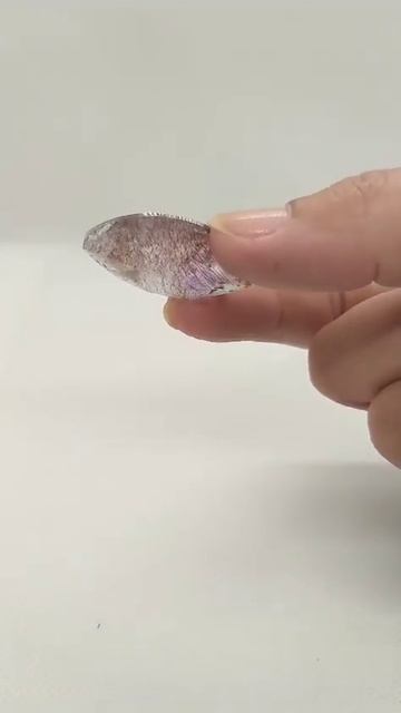 Quartzo diverso cacochinita forma livre facetado FQDCAC6