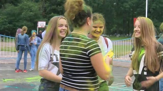 Фестиваль красок «COLOR RAVE» во Льгове / Дрофа