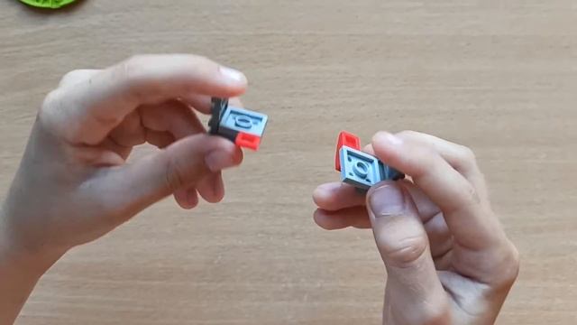 Как сделать блейд (бейблейд) из лего | Рома Изобретатель