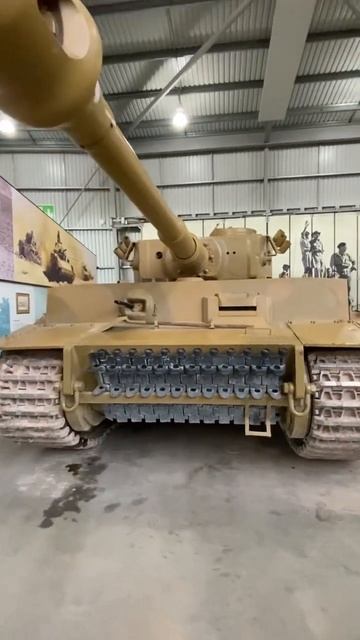Transition from Tiger 131 to a stug 3 #tank #tankmuseum #military #army #tiger1