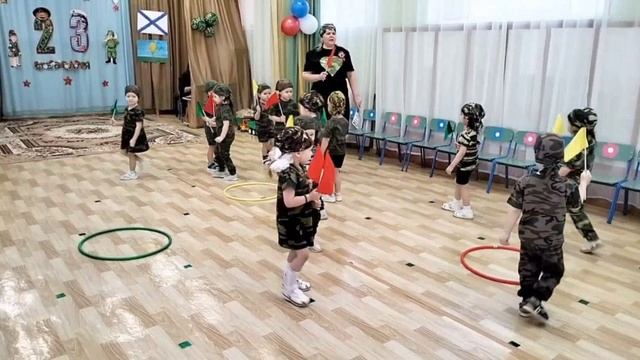🎉🇷🇺⭐️ Младшей группы отряд🌟 - встретить праздник очень рад!⭐️🇷🇺🎉