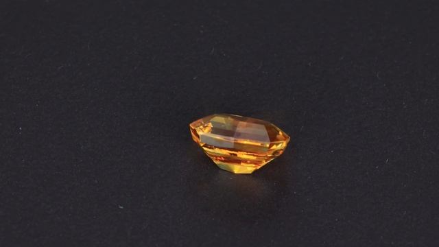 Orange Barion Cut Antique Cushion Sapphire Gemstone 1.85 Carats