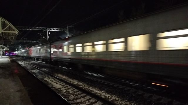 21 февраля 2025 г. Электровоз ЭП2К-233 с Пассажирским поездом Саблино