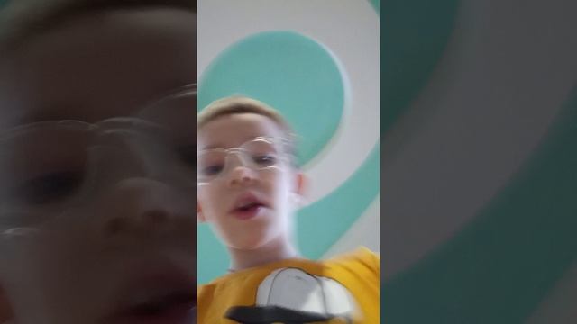ролик загружается