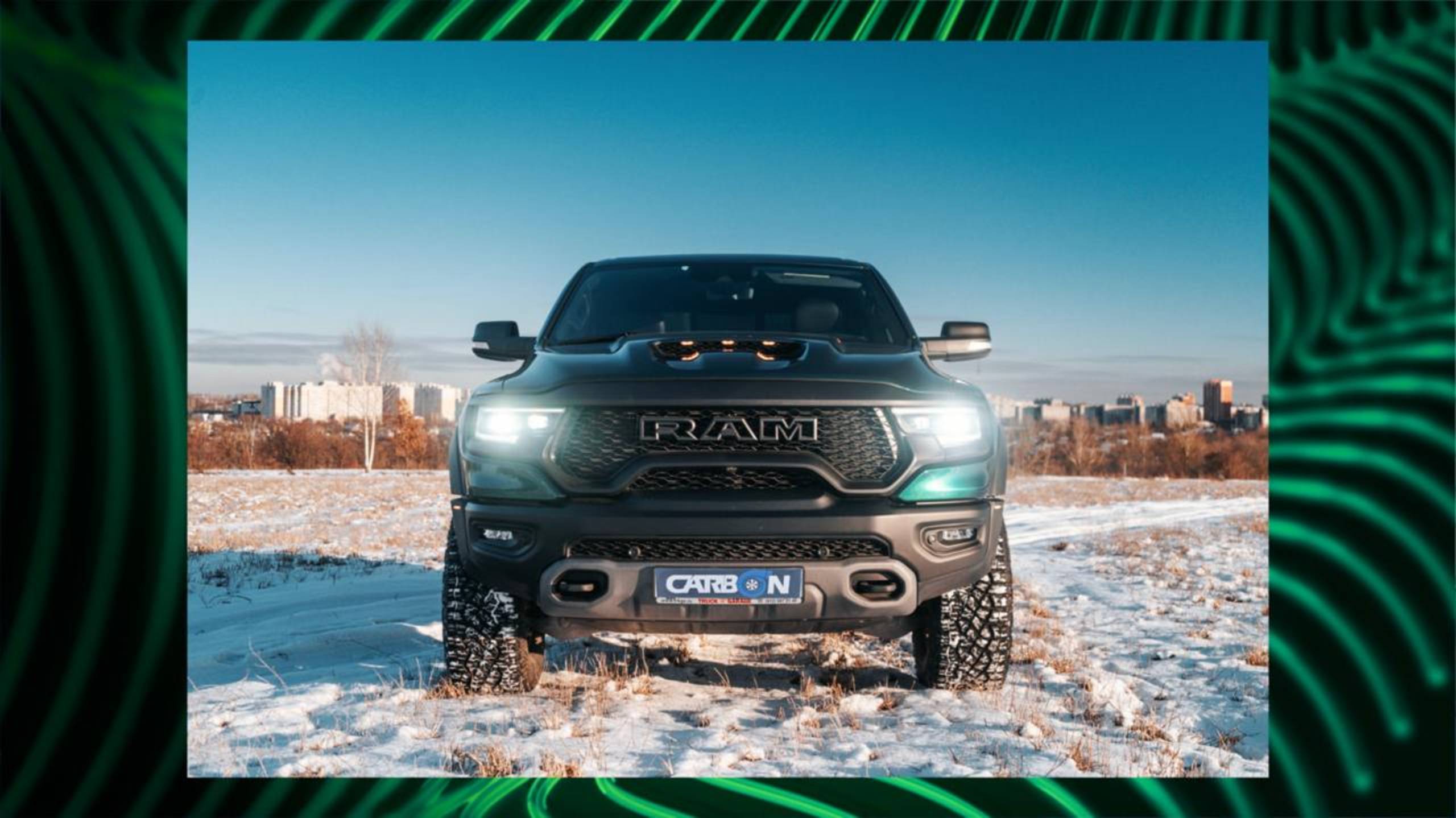 DODGE RAM TRX: полная смена цвета с помощью оклейки цветной полиуретановой плёнкой
