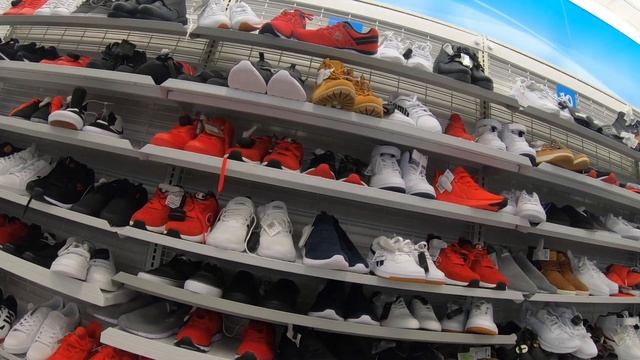 Ross Finds To Resell Online | Nike Air Jordan Vintage Graphic T-Shirt | Jersey's | Adidas | Nike |