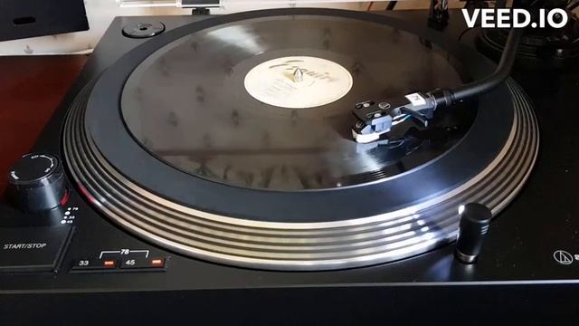 Celestin's Tuxedo Jazz Band - High Society.