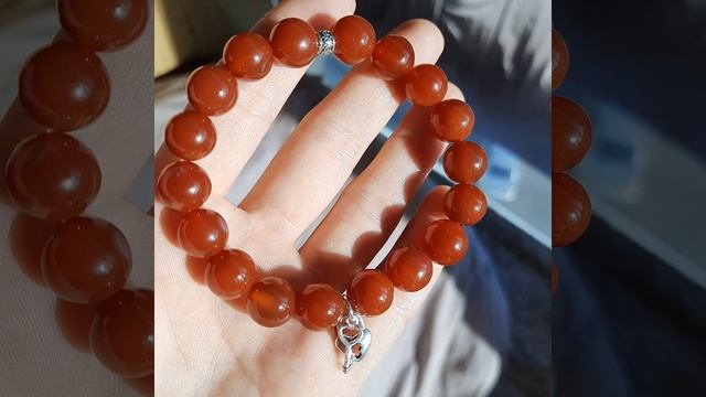 Браслет из камня Сердолик (Африка) и серебряной бусины