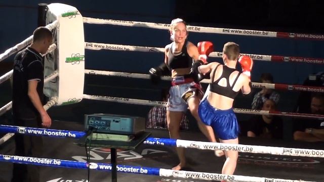 Vanessa De Waele   COMBAT SEMI PROFESSIONAL ESPOIR   2013