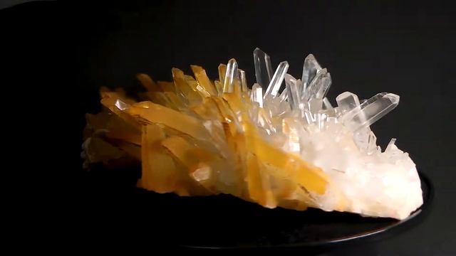 yellow QUARTZ - 002 mineral collection