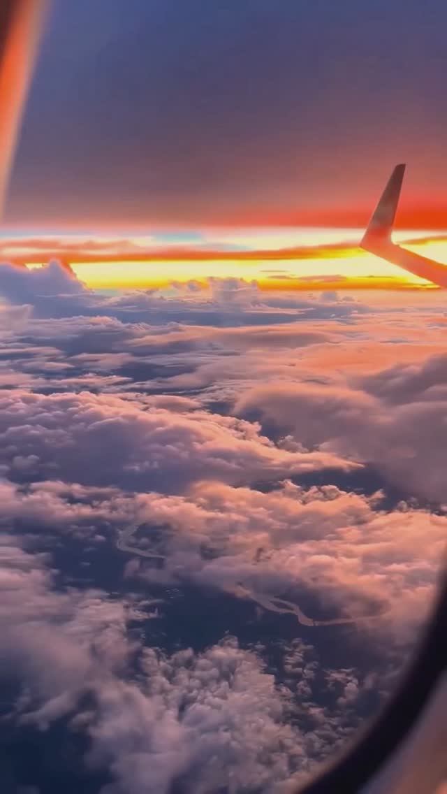 ВИДЕО ИЗ КАБИНЫ САМОЛЕТА