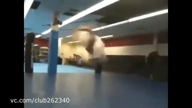 Человек попрыгун!!!