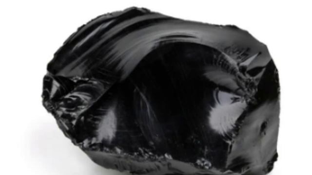 What is obsidian? How is obsidian formed? What are the properties of obsidian?