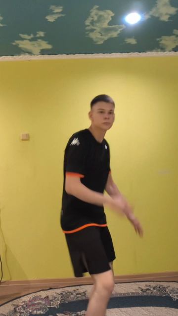 Может хоть танцы зайдут, раз другие видео не смотрите