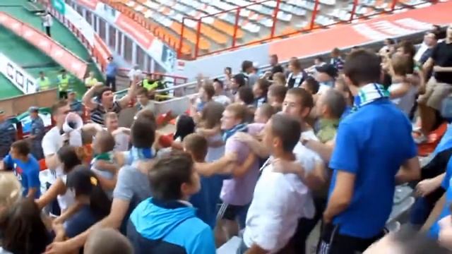 локо - Крылья Советов 28.07.2012 съёмка с гостевого сектора
