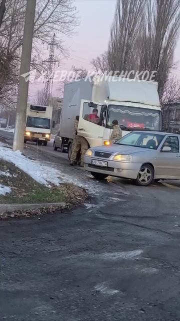 Очередной доброволец отправляется на собственную смерть !!!