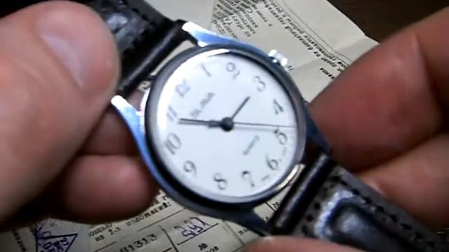 N O S  Quartz Export Type Watch Slava Soviet USSR Serviced Band & Box & Doc