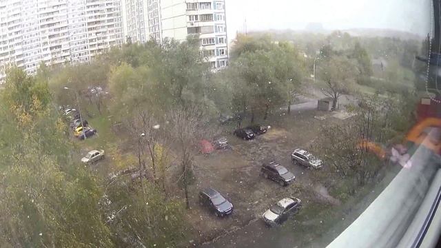 снег осенью!
