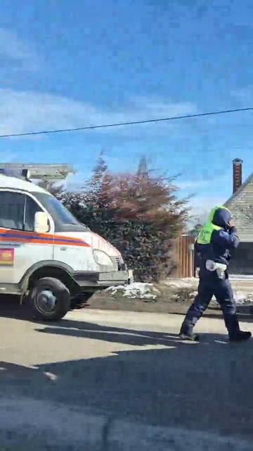 Легковушка перевернулась на крышу в ходе ДТП в Динской.