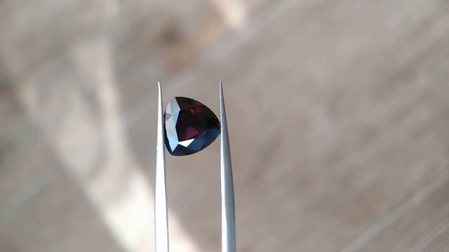 Шпинель 2.27 ct Бирманская Mogok