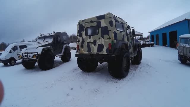 ДОЛГОЖДАННАЯ ЗИМНЯЯ РЫБАЛКА С НОЧЕВКОЙ И КОМФОРТОМ В ДОМЕ НА ЛЬДУ. МАШИНЫ ГОНЯЮТ ПО ЛЬДУ.