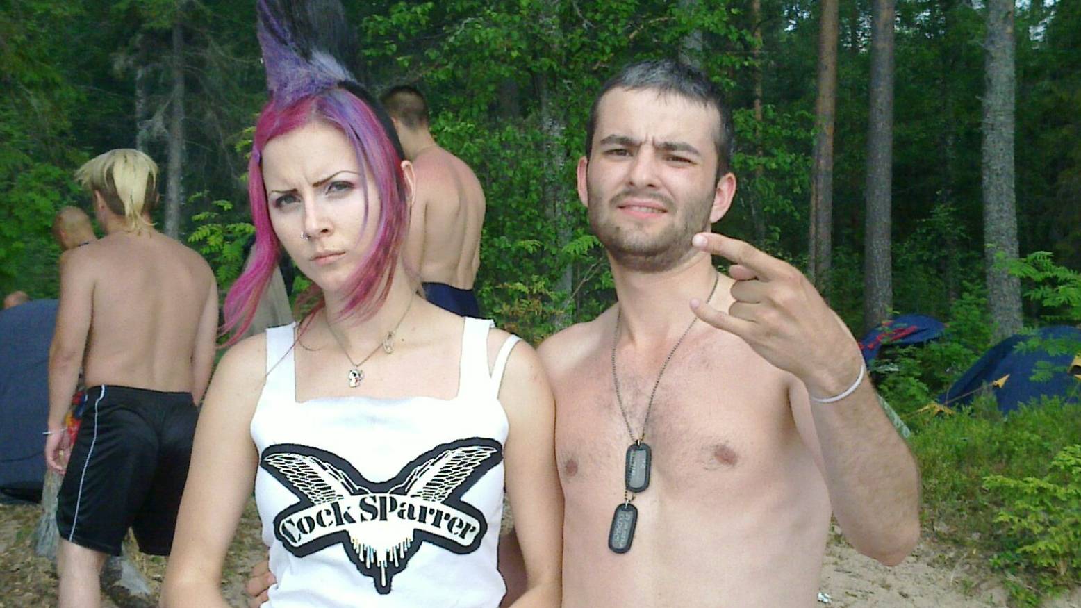 Pervy_shag_Punks_not_dead