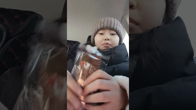 пробую дубайский шоколад