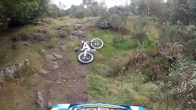 Corstorphine Hill Rocky Drop Falls Downhill GOPRO HERO HD 2