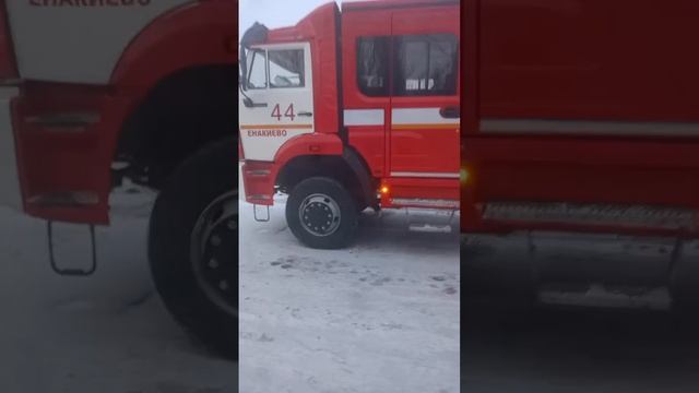 Последствия пожара на рынке в Енакиево