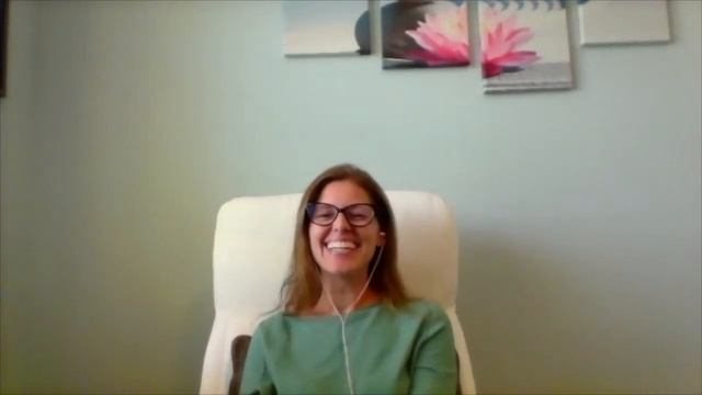 54. How To Build An Online Group Therapy Practice with Dr. Lisa Lovelace
