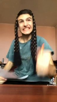 как учитель ведёт себя пред выпускным