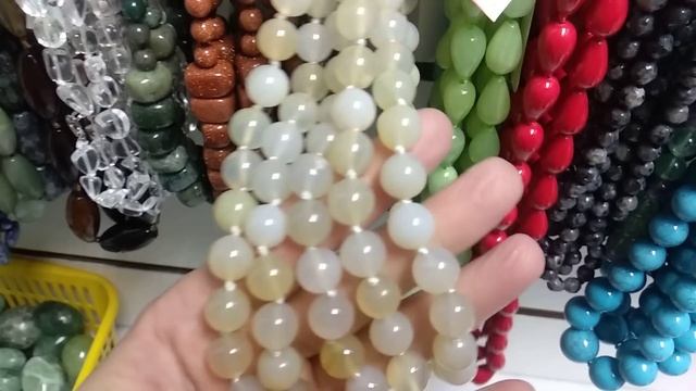 Натуральные камни.