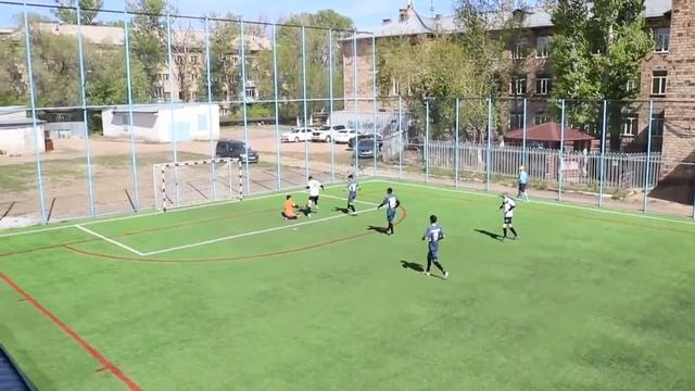 Ветераны - СДЮШОР. Счёт 3:4. ЛЛФ Караганда. 6х6. 18.05.2019г.