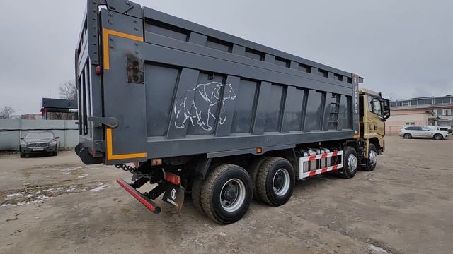Самосвал SHACMAN X5000
