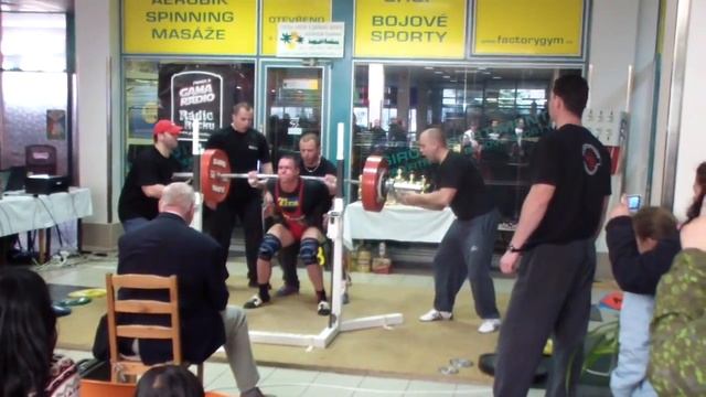 Mistrovství Čech v trojboji 2012, Kundrt Stanislav - SKST Litvínov, dřep nedal 240 kg