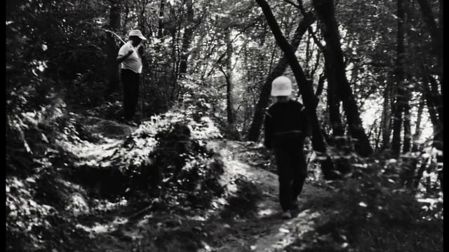 Нейросеть делает потрясающее видео из старых фотографий