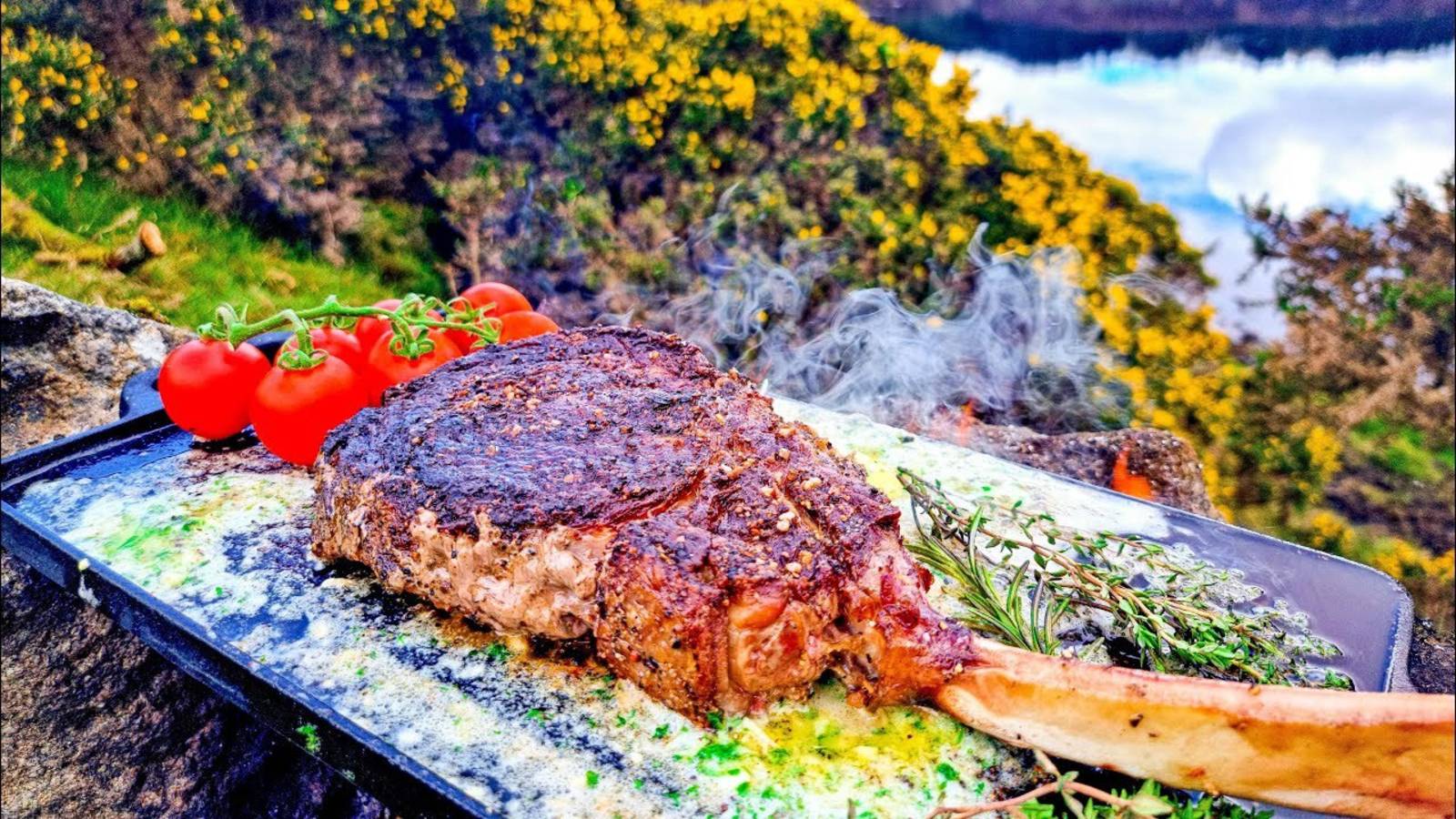 🥩Самый Вкусный Томагавк Стейк Приготовленный на Природе!😲Только природа и еда