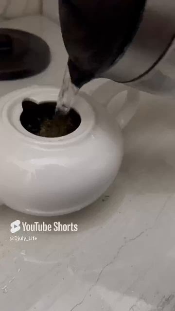 Как же приятно выпить чашечку травяного чая перед сном 🫖☕️ 🍬 , всем хорошего вечера 👍