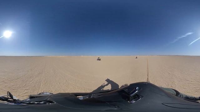 Chott el-Jérid in 360 view with BMW GS1250 - Tunisia in moto