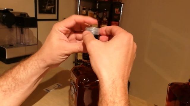 Prevent whisky from evaporation - with parafilm