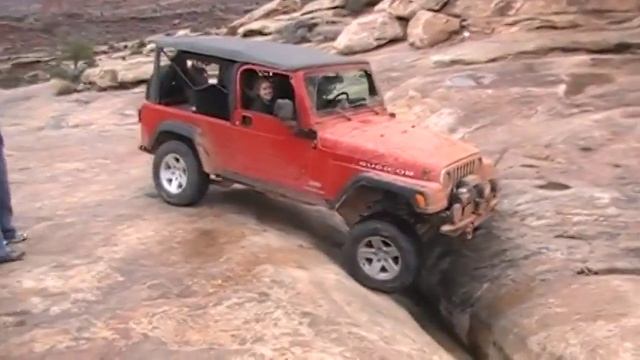 Jeep Rubicon Unlimited in the Golden Crack.m4v