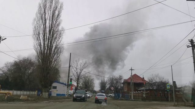 Палят мусор в центре города || Сальск военкомат светофор