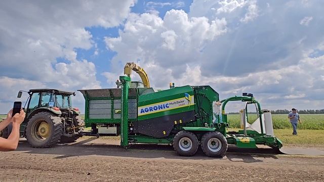 Пресс-обмотчик кукурузного силоса и рассыпчатых кормов Agronic Multibaler